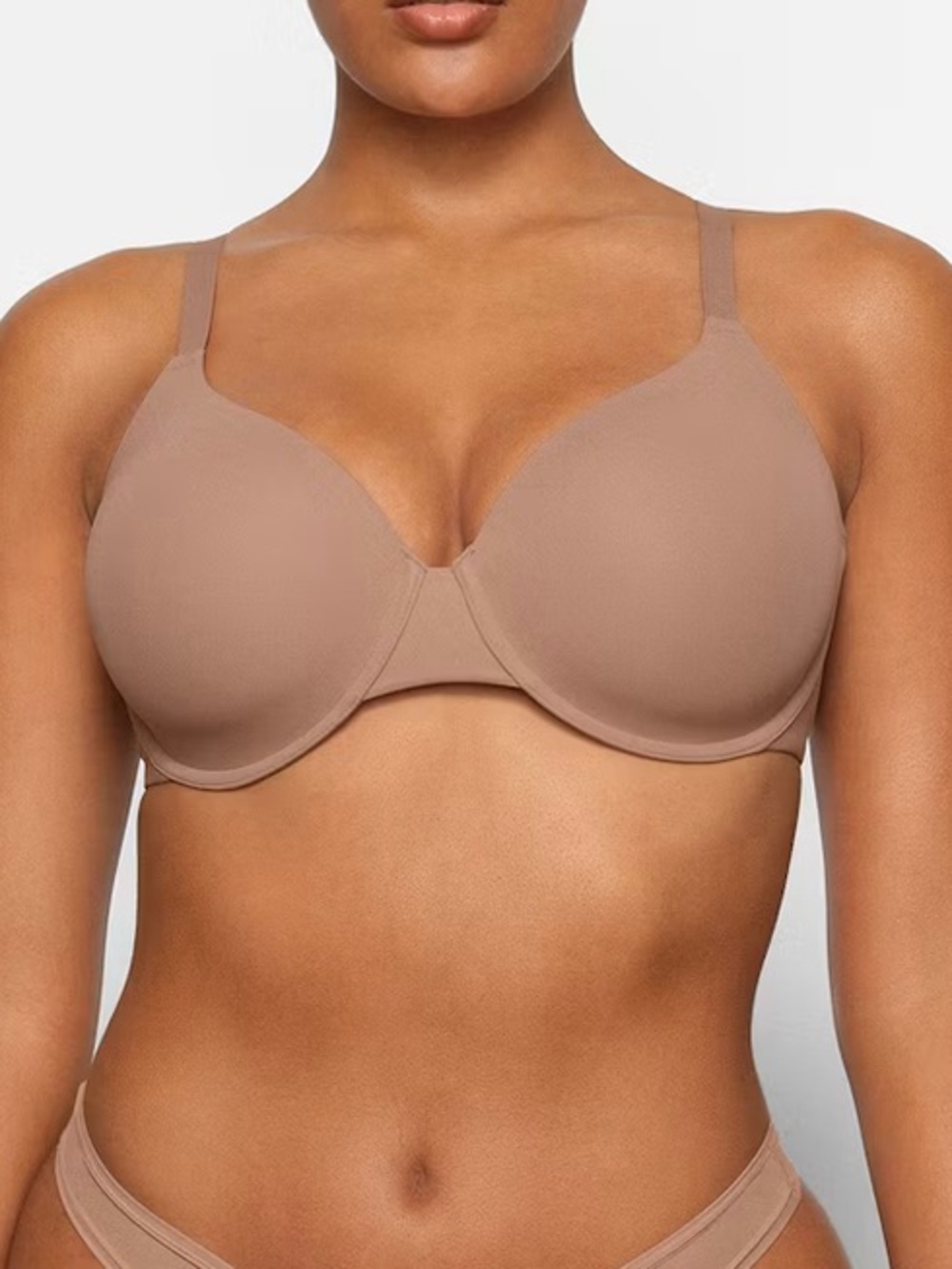 SKIMS T-Shirt Bra in Black size 38H